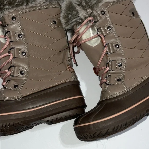 Girls London Fog Tan and Brown Winter Boots with Faux Fur - Picture 5 of 7